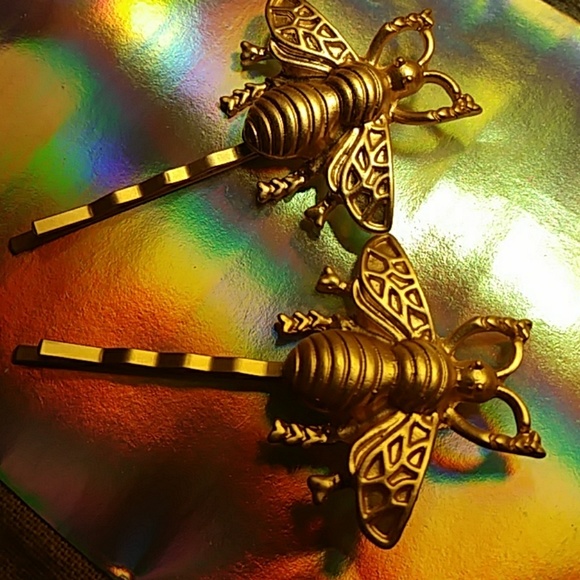 🐝 Busy Bee hair clip set of 4 - Picture 3 of 3